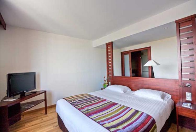 Le Mauritia Hotel Et Spa Pornic Room photo
